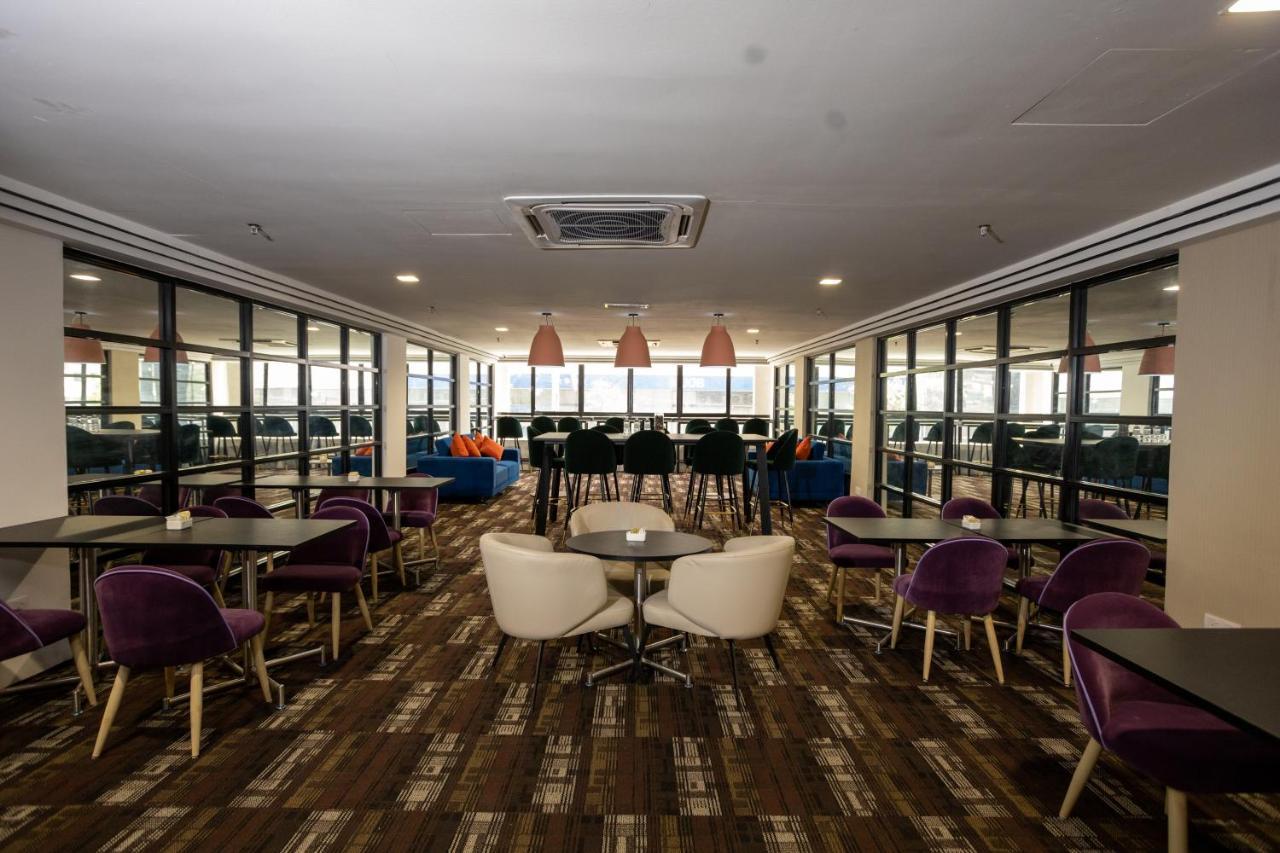 Hotel Citrus By Compass Hospitality 4*
